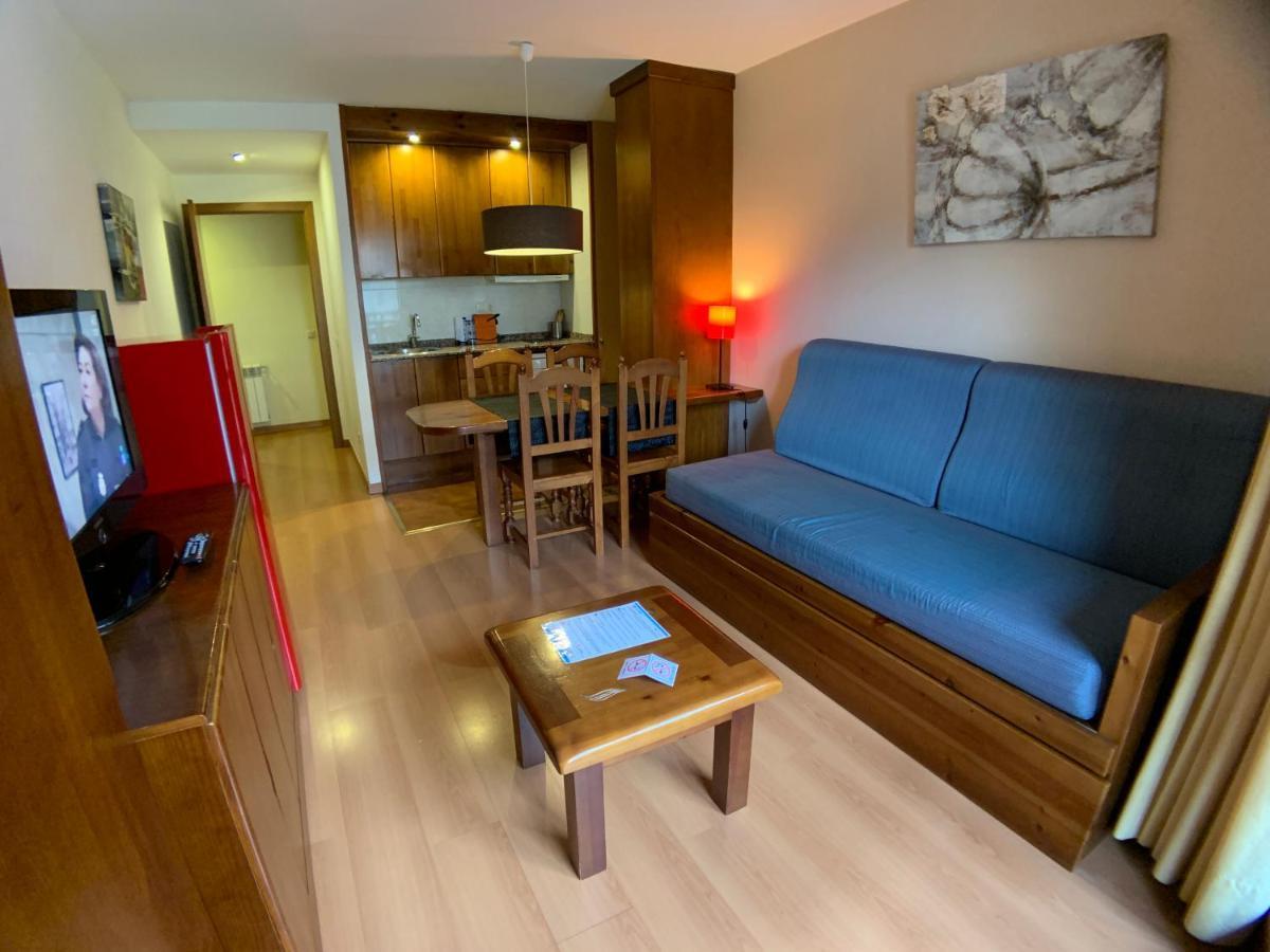 Apartamentos Los Lagos Benasque Exterior photo