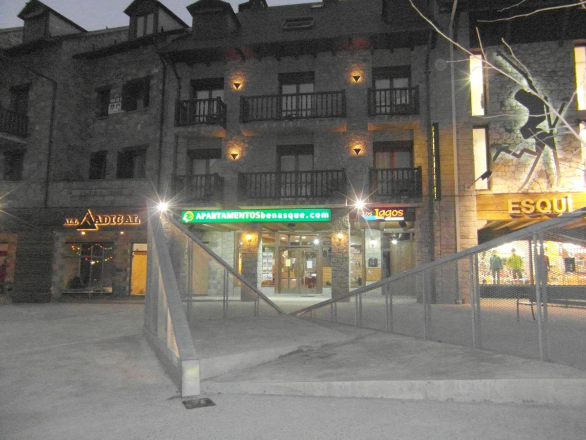 Apartamentos Los Lagos Benasque Exterior photo